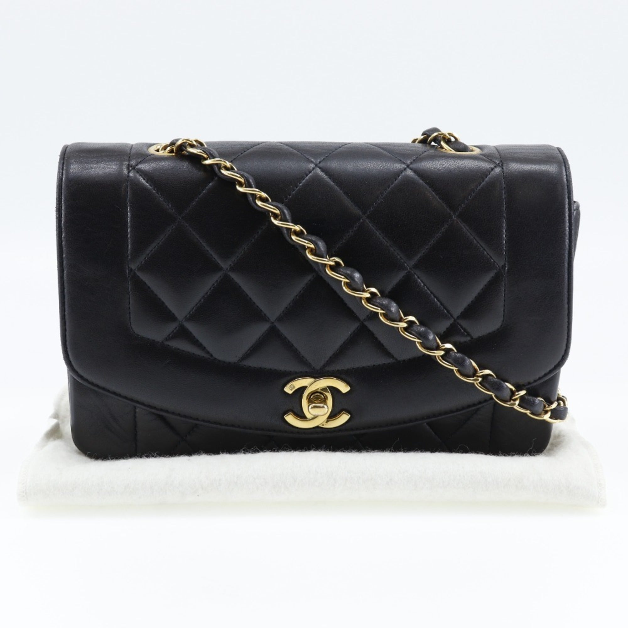 CHANEL Diana Flap 22 Shoulder Bag Chain Matelasse A01164 Lambskin Made in France Black Crossbody Turnlock diana flap Women's