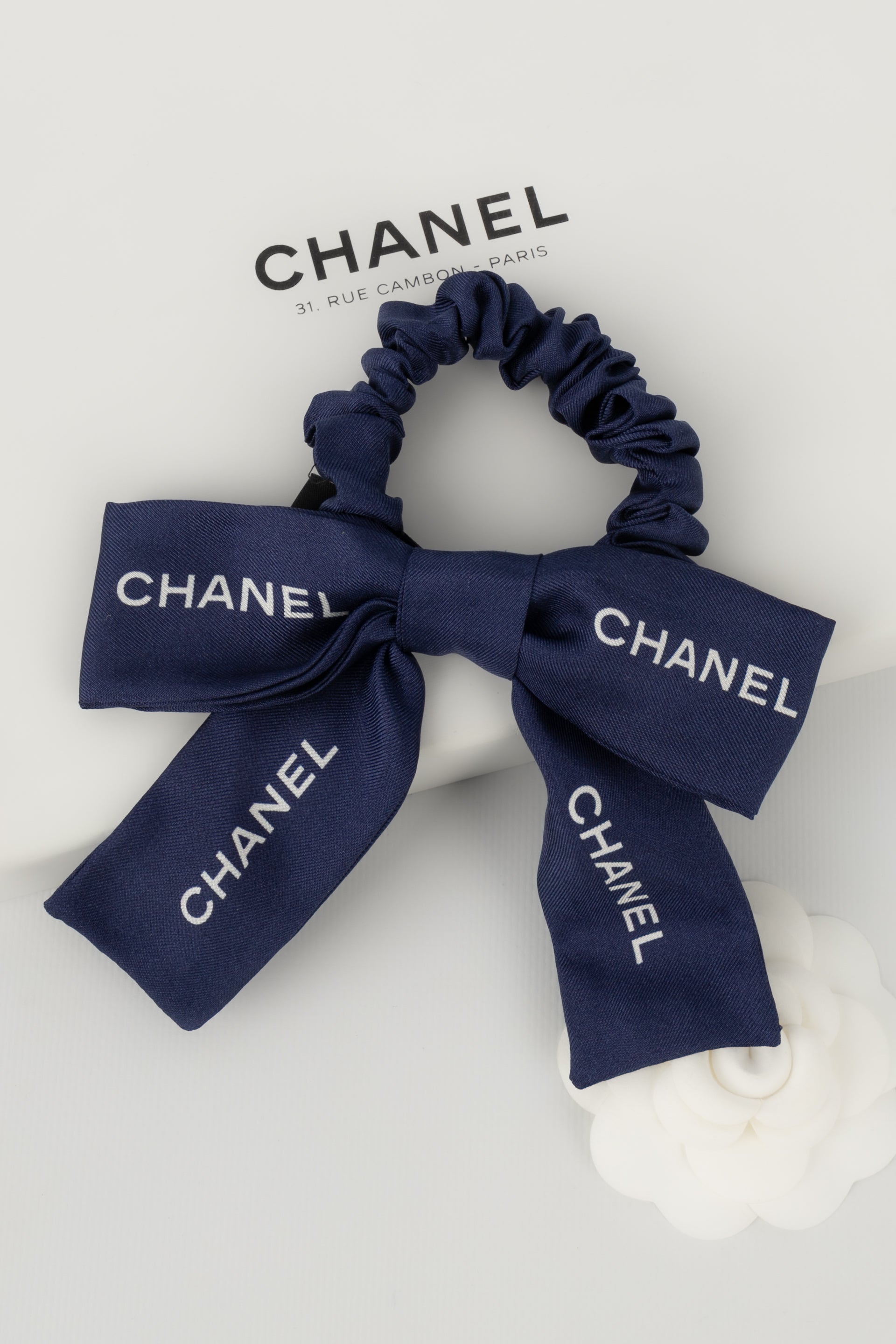 Accessoire de tête Chanel