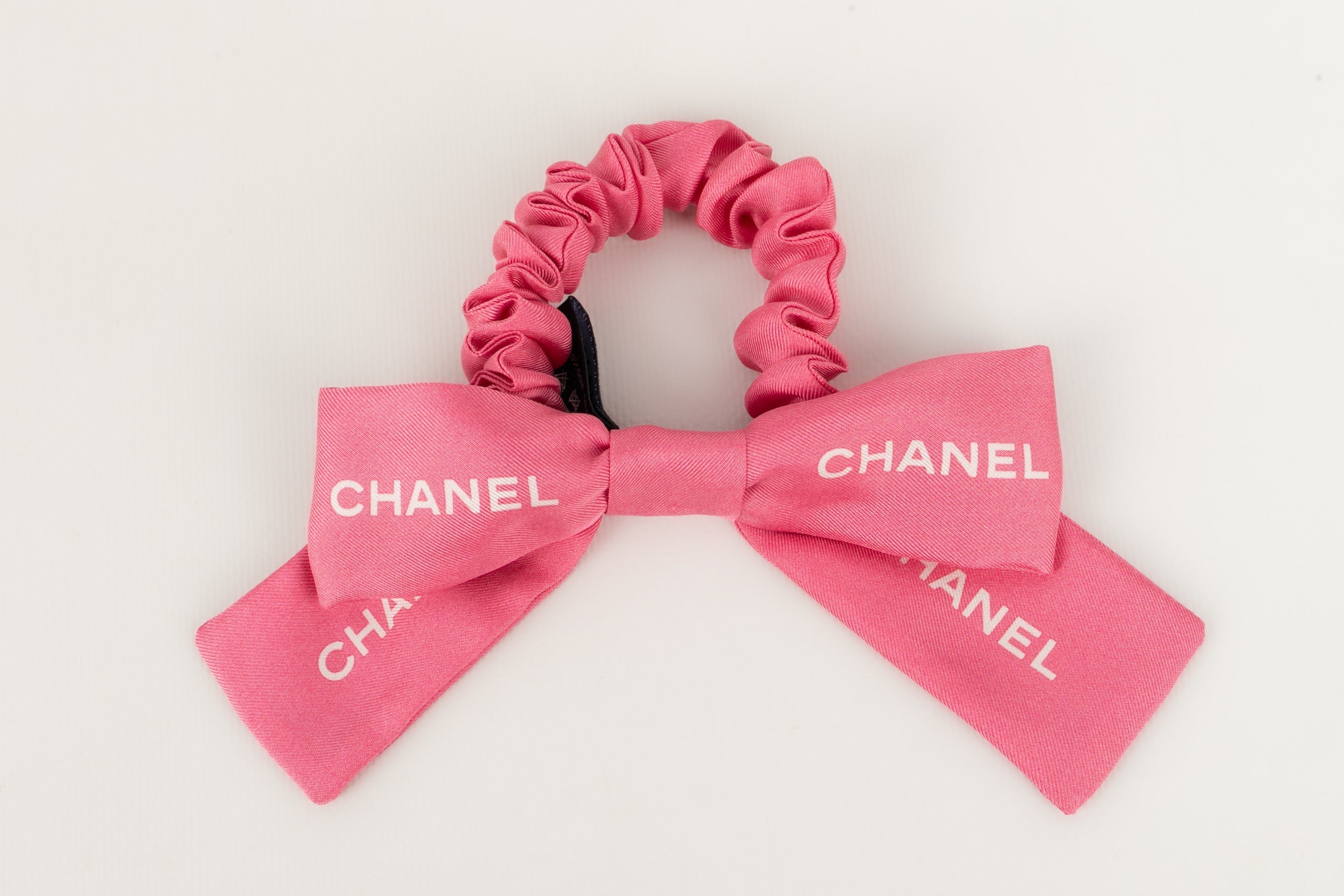 Accessoire de tête Chanel