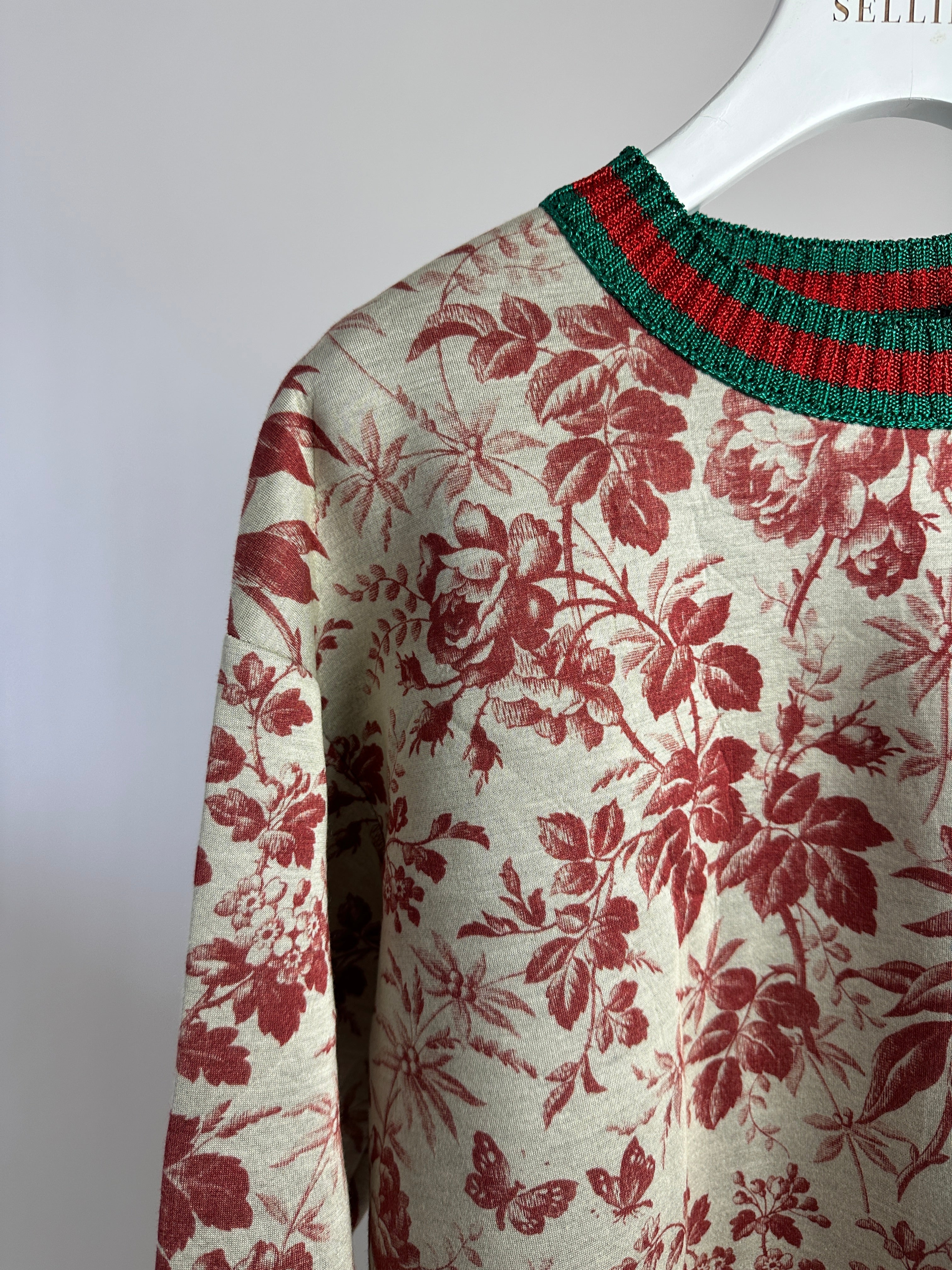 Gucci Red and Beige Floral Jumper with Metallic Red and Green Trim Size M (UK 10-12)